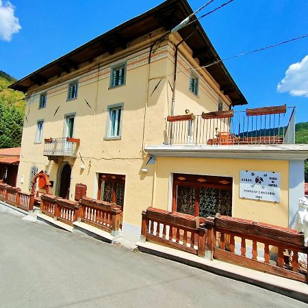 Hotel Palazzo Del Doma - Lake Vagli Vagli di Sotto Ngoại thất bức ảnh