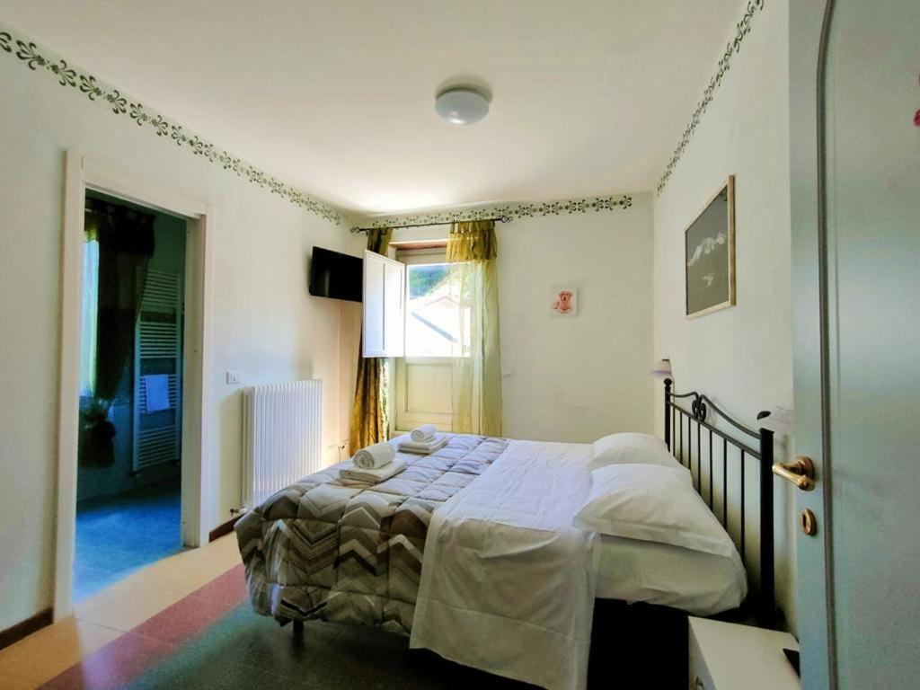 Hotel Palazzo Del Doma - Lake Vagli Vagli di Sotto Ngoại thất bức ảnh