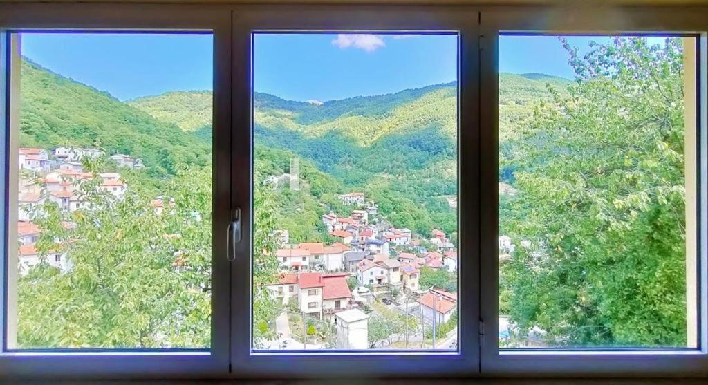 Hotel Palazzo Del Doma - Lake Vagli Vagli di Sotto Ngoại thất bức ảnh
